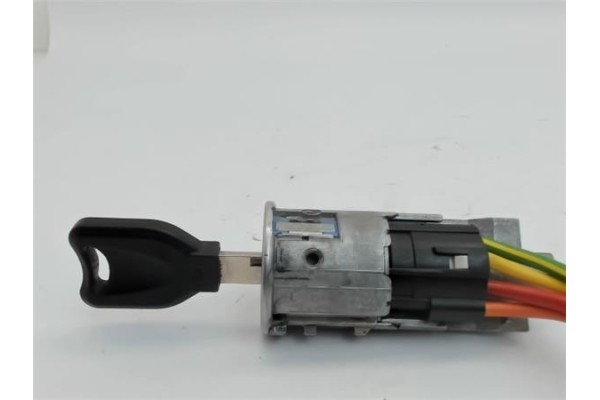 Recambio de clausor para renault express furgón (f40_, g40_) 1.4 (f402) referencia OEM IAM 7701044087 660028  Recambio de clausor para renault express furgón (f40_, g40_) 1.4 (f402) referencia OEM IAM 7701044087 660028