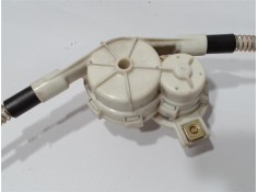 Recambio de elevalunas manual delantero izquierdo para mercedes-benz vito furgón (638) 2.2 110 cdi  (638.094) referencia OEM IAM