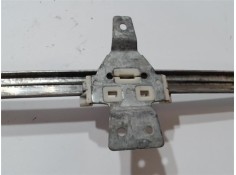 Recambio de elevalunas manual delantero izquierdo para mercedes-benz vito furgón (638) 2.2 110 cdi  (638.094) referencia OEM IAM