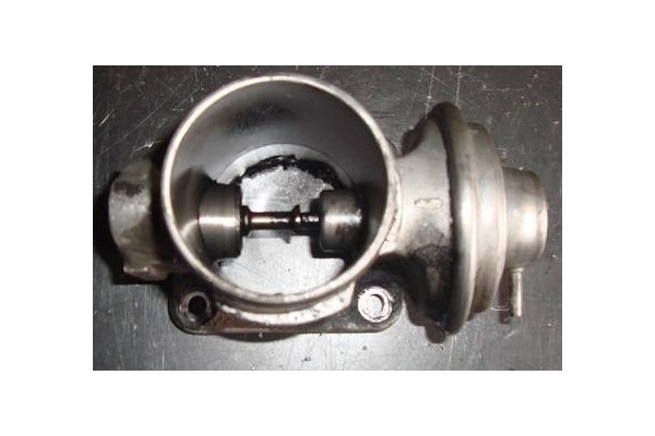 Recambio de egr para bmw serie 3 berlina (e36) 1.7 318tds referencia OEM IAM 11712248139  