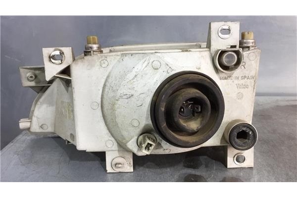 Recambio de faro delantero dcho para ford escort berlina 1.1 c referencia OEM IAM 6801401  