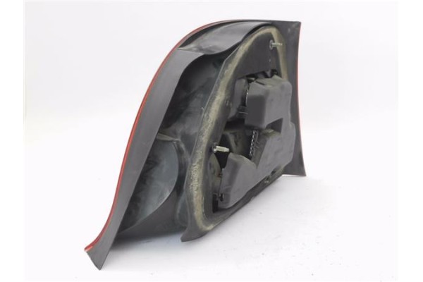 Recambio de piloto trasero izquierdo para rover rover 25 (rf) 1.4 classic (3-ptas.) referencia OEM IAM   