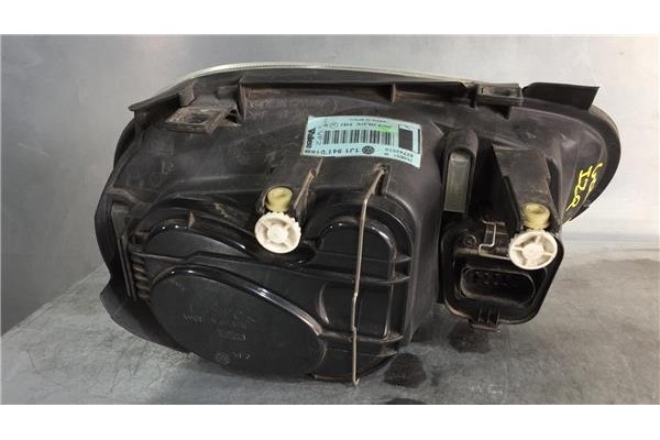 Recambio de faro delantero izquierdo para volkswagen golf iv berlina (1j1) 1.9 tdi referencia OEM IAM 1J1941015B 67742010 