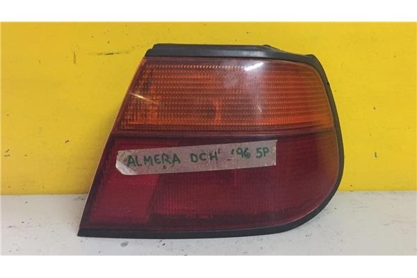 Recambio de piloto trasero derecho para nissan almera (n15)(1995) 1.4 básico (1998) [1,4 ltr. - 55 kw cat] referencia OEM IAM   