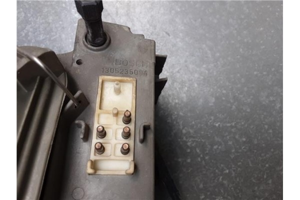 Recambio de faro delantero dcho para mercedes-benz 190 (w201) 2.0 e referencia OEM IAM   