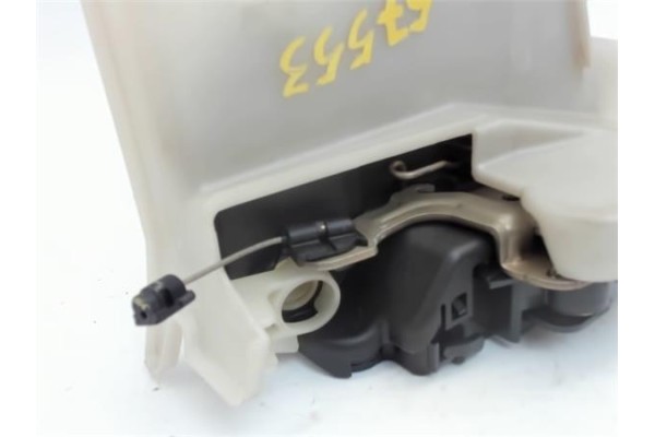 Recambio de cierre electromagnetico delantero derecho para volkswagen polo iv (9n1) 1.4 16v referencia OEM IAM 3B1837015AQ 10001