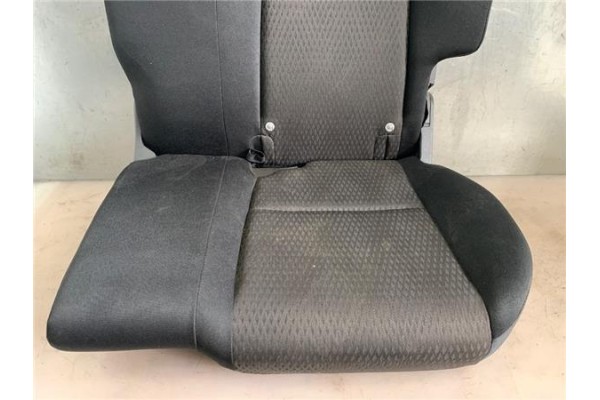 Recambio de asientos trasero izquierdo para honda jazz (gk) 1.3 comfort referencia OEM IAM 82137T5SB21  
