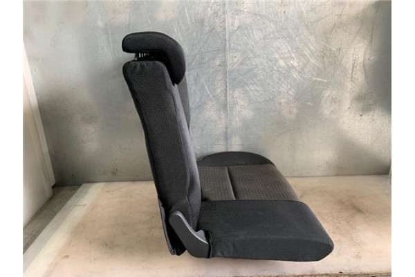 Recambio de asientos trasero izquierdo para honda jazz (gk) 1.3 comfort referencia OEM IAM 82137T5SB21  