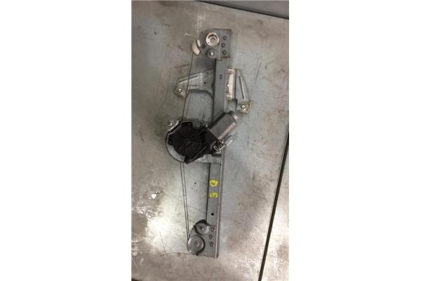 Recambio de mecanismo elevalunas delantero izquierdo para citroen c1 1.0 attraction referencia OEM IAM 69820  