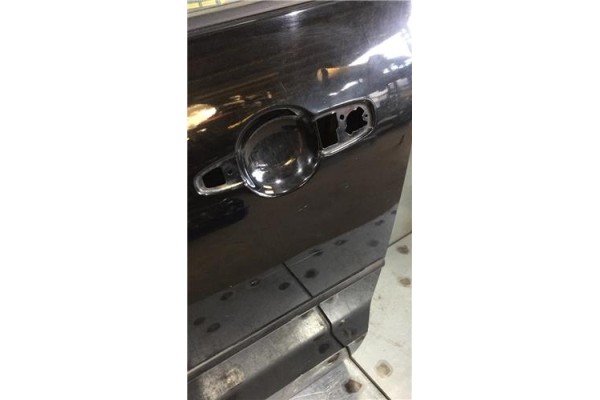 Recambio de puerta delantero izquierda para mazda 5 berlina (cr) referencia OEM IAM C2Y55902XA  