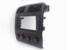Recambio de embellecedor consola central para kia carnival 2.9 td referencia OEM IAM 0K35C61190  