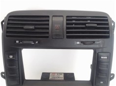 Recambio de embellecedor consola central para kia carnival 2.9 td referencia OEM IAM 0K35C61190  