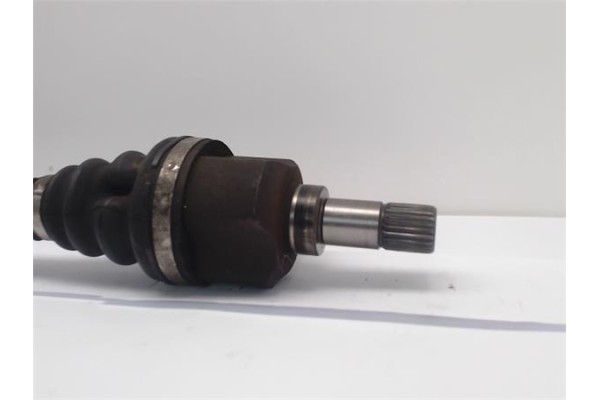 Recambio de palier delantero izquierdo para citroen c4 berlina 1.6 hdi referencia OEM IAM 3272QK  