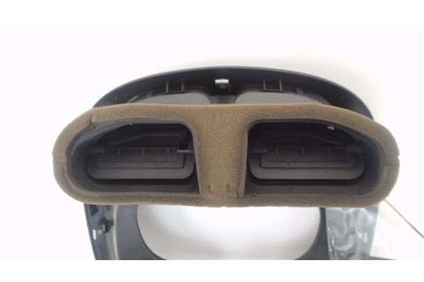 Recambio de embellecedor consola salpicadero para citroen xsara picasso 2.0 hdi referencia OEM IAM 9631315877  