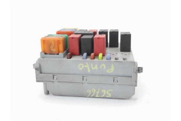 Recambio de caja fusibles/rele para fiat ii punto (188) berlina 1.4 referencia OEM IAM 46835597  