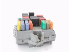 Recambio de caja fusibles/rele para fiat ii punto (188) berlina 1.4 referencia OEM IAM 46835597  