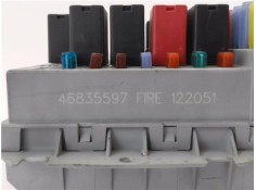 Recambio de caja fusibles/rele para fiat ii punto (188) berlina 1.4 referencia OEM IAM 46835597  