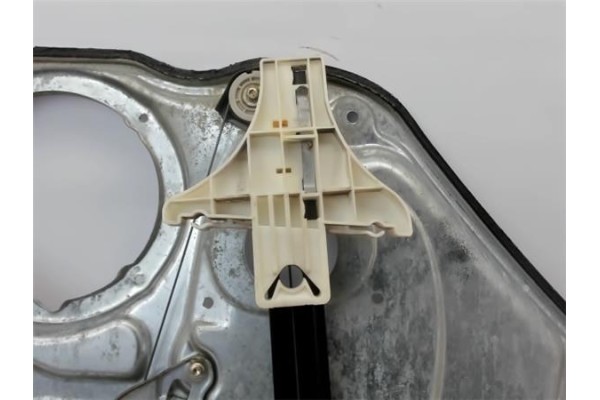 Recambio de elevalunas electrico trasero derecho para volkswagen passat variant (3b5) referencia OEM IAM 3B5839752  3B5839656C ,