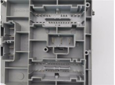 Recambio de caja fusibles/rele para fiat ii punto (188) berlina 1.4 referencia OEM IAM 46835597  