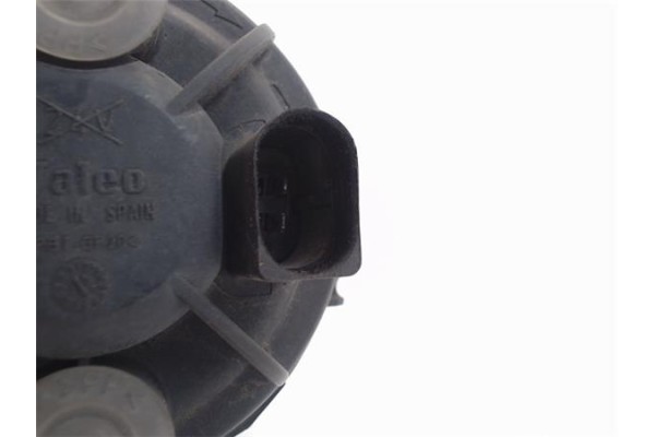 Recambio de faro antiniebla derecho para audi a2 (8z) referencia OEM IAM 8L0941700A 89305501 8L09941700A , AUDI | 8L9941700 , AU