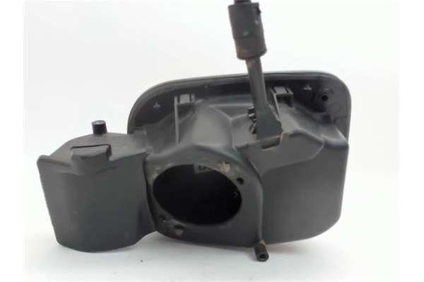 Recambio de tapa exterior combustible para renault clio iii 1.5 dci (c/br1g) referencia OEM IAM 8200383466  