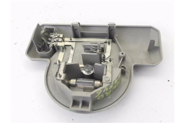 Recambio de luz delantero central techo para nissan micra (k12e) 1.5 dci referencia OEM IAM 26430AX601  