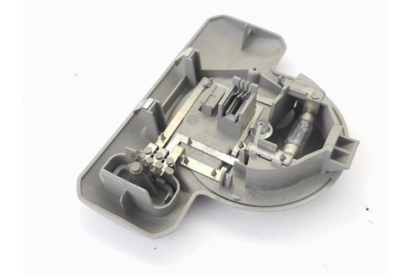 Recambio de luz delantero central techo para nissan micra (k12e) 1.5 dci referencia OEM IAM 26430AX601  