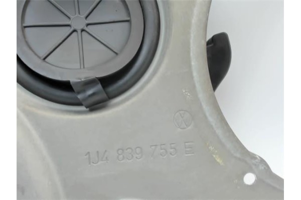 Recambio de elevalunas electrico trasero izquierdo para volkswagen golf iv berlina (1j1) referencia OEM IAM 1J4839755E   Recambio de elevalunas electrico trasero izquierdo para volkswagen golf iv berlina (1j1) referencia OEM IAM 1J4839755E