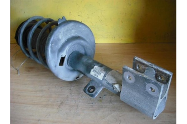 Recambio de amortiguador delantero derecho para peugeot 308 1.6 gt referencia OEM IAM 520804  