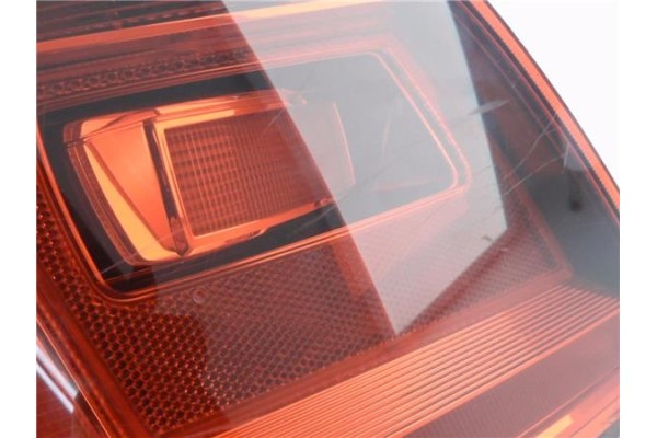 Recambio de piloto trasero izquierdo para volkswagen polo v (6r1) 1.0 referencia OEM IAM 6C0945095F 6C0945111A 