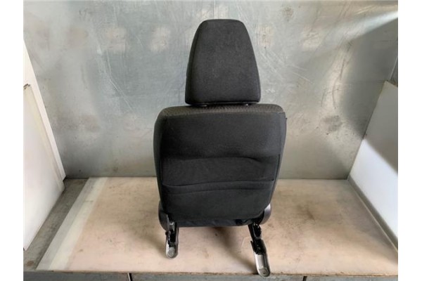 Recambio de asiento delantero derecho para honda jazz (gk) 1.3 comfort referencia OEM IAM 81137T9DD21 81127T9AT21 
