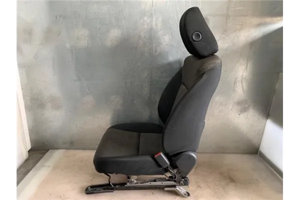 Recambio de asiento delantero derecho para honda jazz (gk) 1.3 comfort referencia OEM IAM 81137T9DD21 81127T9AT21 