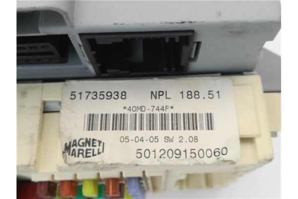 Recambio de caja reles para fiat ii punto (188) berlina 1.4 referencia OEM IAM 51735938 5,01209E+11 