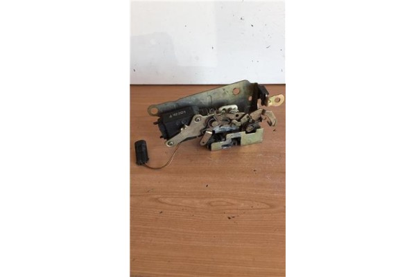 Recambio de cierre electromagnetico delantero derecho para smart coupe 0.6 passion referencia OEM IAM A42201 0536 