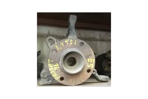 Recambio de mangueta delantero izquierda para volkswagen passat berlina (3b2)(1996) 1.9 tdi referencia OEM IAM   
