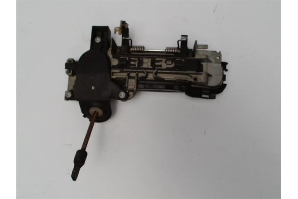 Recambio de maneta exterior delantero izquierda para audi a4 berlina (8e) 1.9 tdi (96kw) referencia OEM IAM 8E1837207  