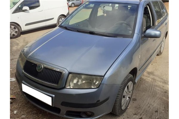 skoda fabia familiar (6y5)(2000) del año 