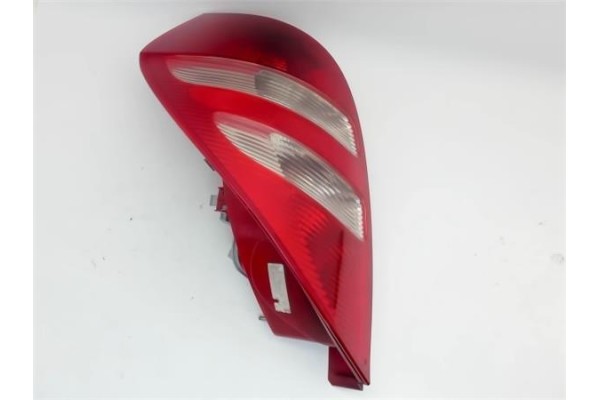 Recambio de piloto trasero izquierdo para mercedes-benz clase a (bm 169) 2.0 a 180 cdi (169.007) referencia OEM IAM A1698200364 