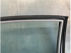 Recambio de puerta trasero izquierda para kia rio referencia OEM IAM 770031G210  