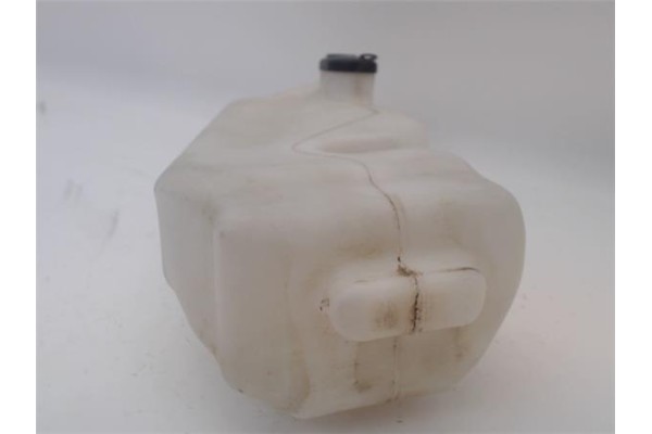 Recambio de deposito limpiaparabrisas para dacia duster i 1.5 ambiance 4x2 referencia OEM IAM 8200609549C  