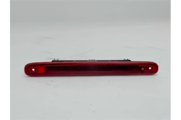 Recambio de luz central de freno para peugeot 107 1.4 hdi referencia OEM IAM 1606372780  