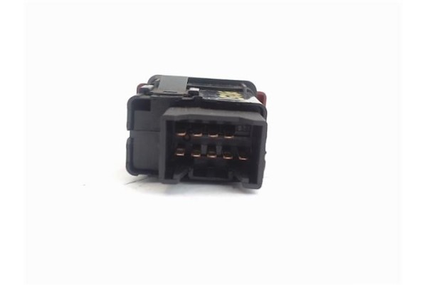 Recambio de interruptor luces emergencia para land rover freelander (ln) 2.0 di referencia OEM IAM YUG102220  