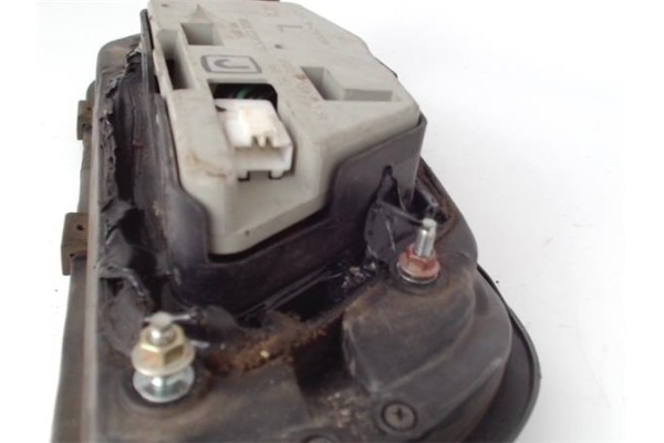 Recambio de piloto trasero izquierdo para nissan 200 sx (s13) 1.8 16v turbo referencia OEM IAM 22063288  