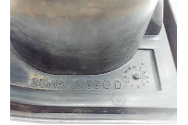 Recambio de piloto trasero derecho para renault express furgón (f40_, g40_) 1.4 (f402) referencia OEM IAM 20990D   Recambio de piloto trasero derecho para renault express furgón (f40_, g40_) 1.4 (f402) referencia OEM IAM 20990D