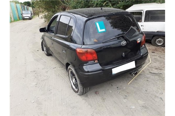 toyota yaris (ncp1/nlp1/scp1)(1999) del año 