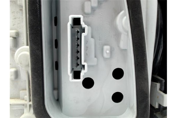 Recambio de piloto trasero izquierdo para volkswagen polo iv (9n1) referencia OEM IAM 6Q6945095B 6Q6945111A 6Q6945095G , AUDI | 