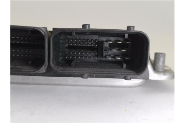 Recambio de centralita para seat ibiza (6l1) 1.9 tdi referencia OEM IAM 038906019HQ 0281010957 