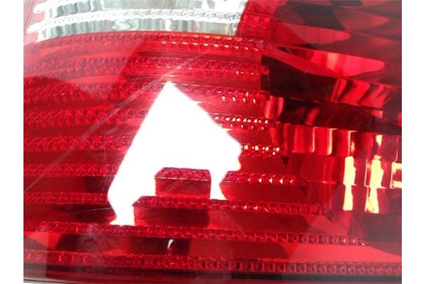 Recambio de piloto trasero izquierdo para volkswagen polo iv (9n1) referencia OEM IAM   