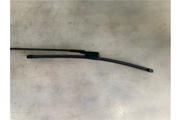 Recambio de brazo limpiaparabrisas delantero derecho para volkswagen touran (1t3) 1.6 edition referencia OEM IAM 2K1955410B 1198