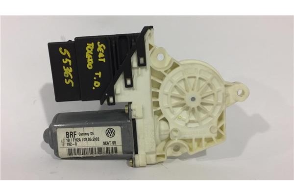 Recambio de elevalunas electrico trasero derecho para seat toledo (1m2)(03.1999 ) 1.6 16v referencia OEM IAM 1C0959812A 10554130